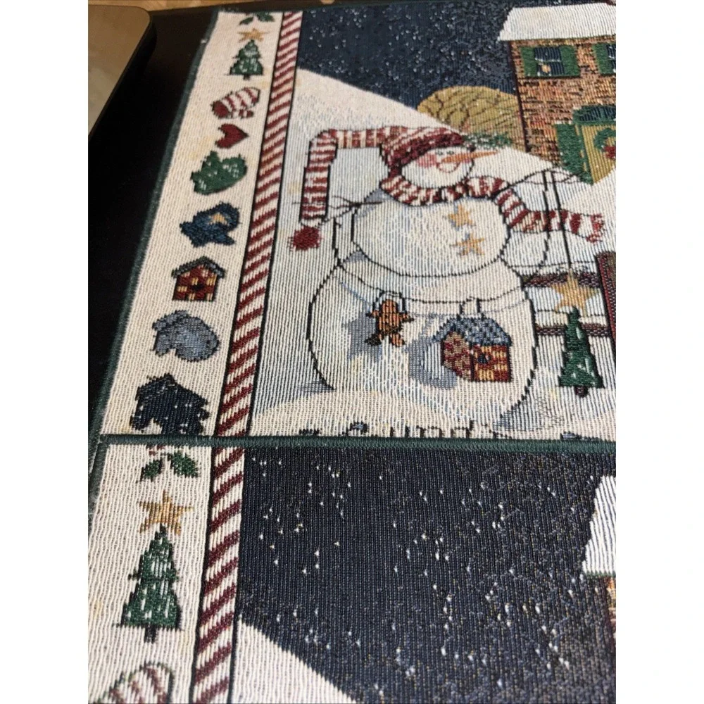 Vtg Tapestry Placemats SNOWMEN 19x13 Finished‎ Edge Christmas Winter Snow